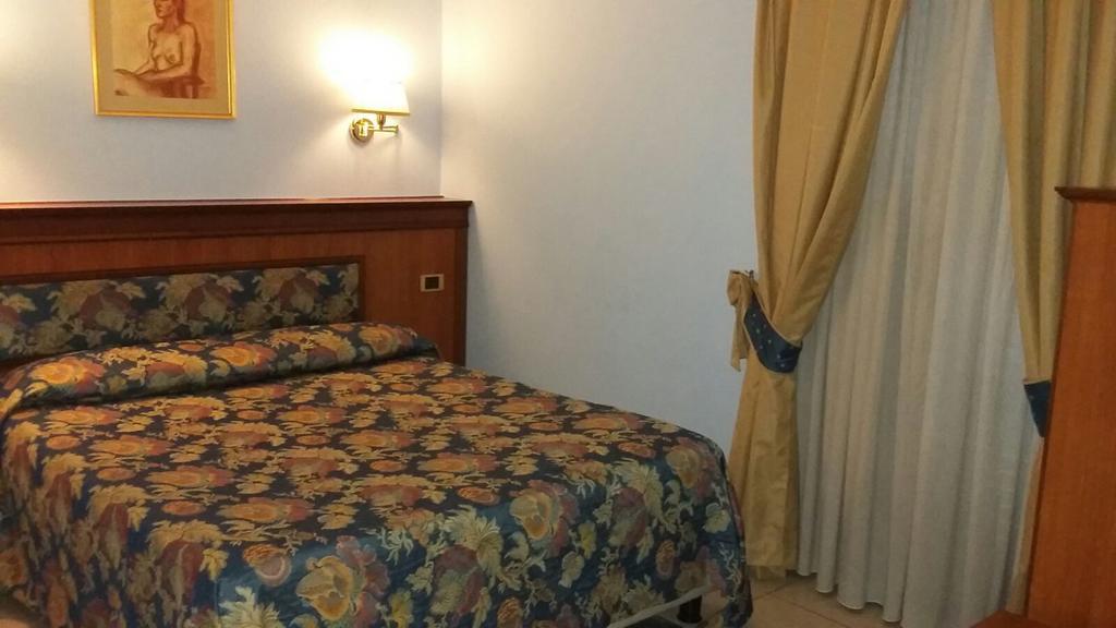 Hotel Malaga Avellino Eksteriør billede